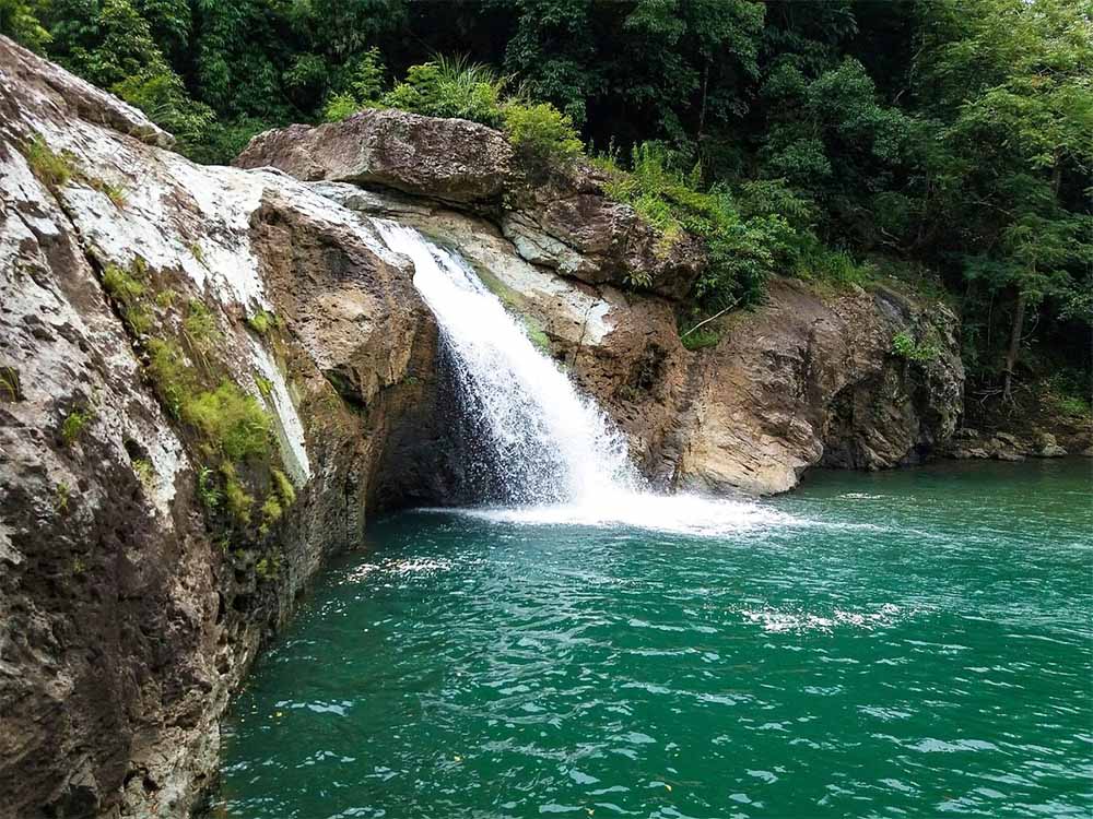 The Natural Breathtaking Waterfalls of DRT - Unli News